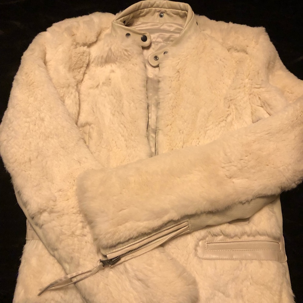 Gorgeous Reversible Winter White Jacket - image 1